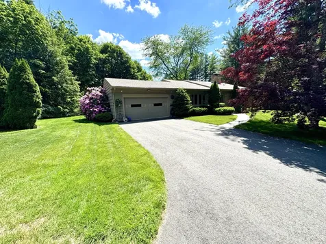 281 Clyde Road Bangor ME 04401