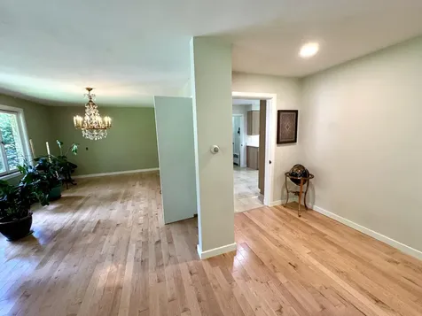 281 Clyde Road Bangor ME 04401