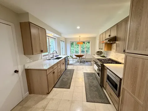 281 Clyde Road Bangor ME 04401