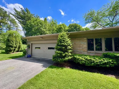281 Clyde Road Bangor ME 04401