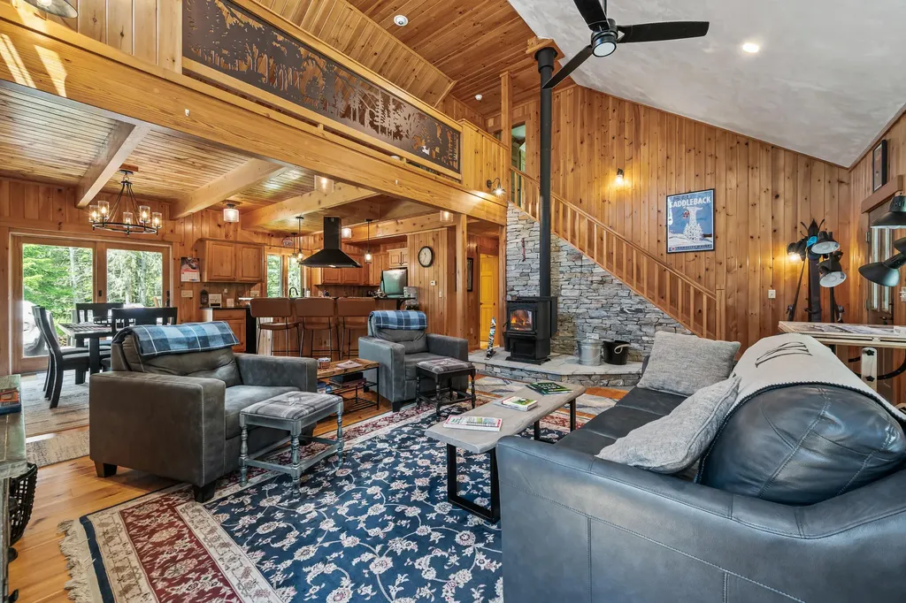 9 Star Gazer Lane Rangeley ME 04970