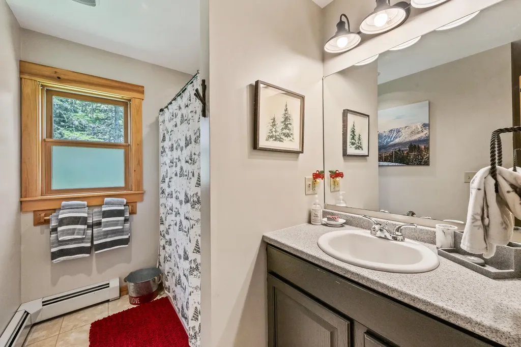 9 Star Gazer Lane Rangeley ME 04970