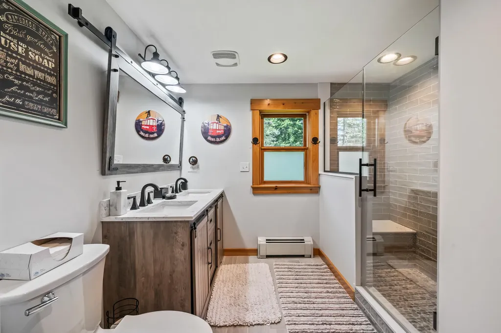 9 Star Gazer Lane Rangeley ME 04970