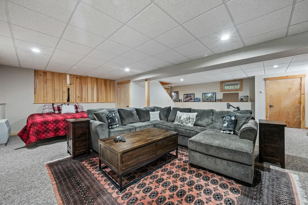 9 Star Gazer Lane Rangeley ME 04970