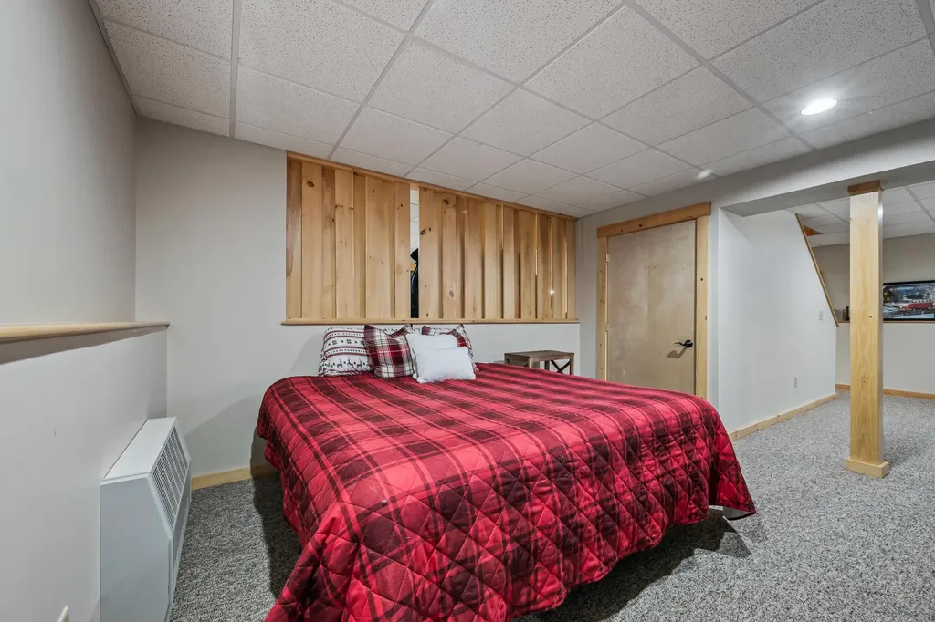 9 Star Gazer Lane Rangeley ME 04970