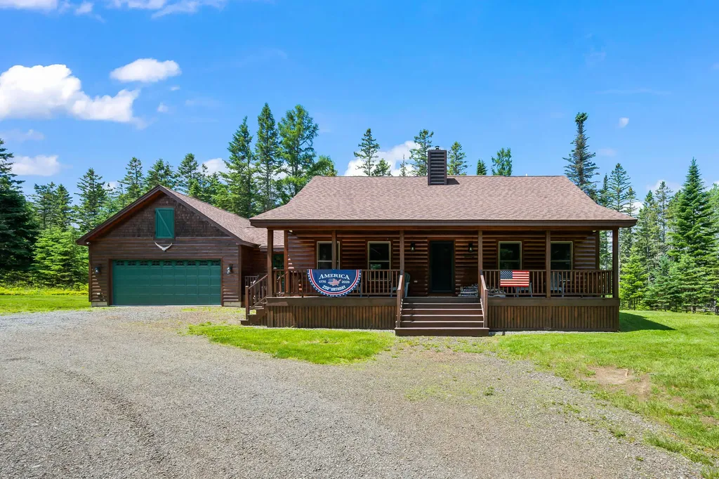 9 Star Gazer Lane Rangeley ME 04970