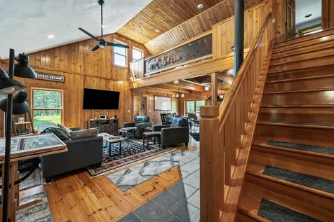 9 Star Gazer Lane Rangeley ME 04970