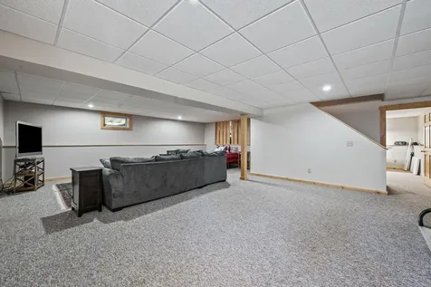 9 Star Gazer Lane Rangeley ME 04970