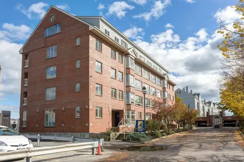 715 Chandlers Wharf Portland ME 04101