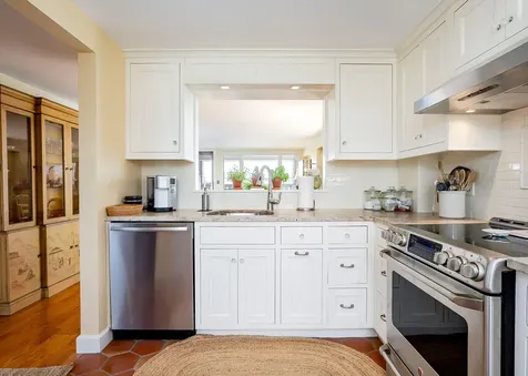 715 Chandlers Wharf Portland ME 04101