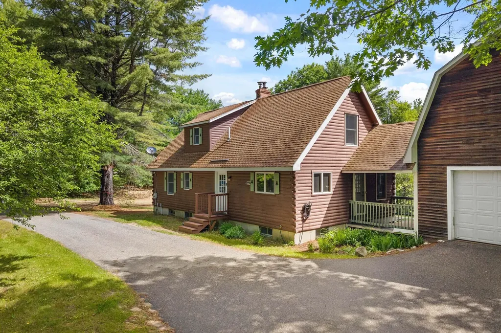 37 Holt Road Norway ME 04268