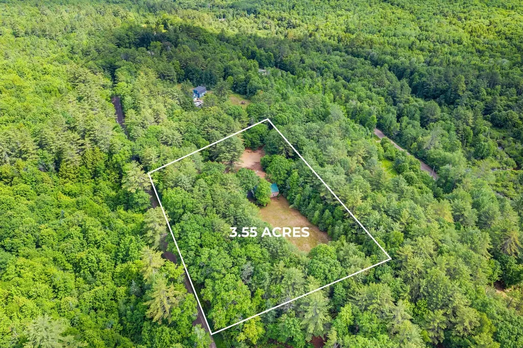 37 Holt Road Norway ME 04268