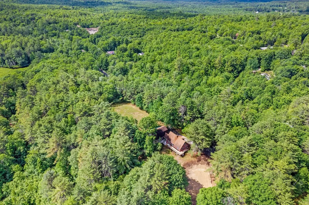 37 Holt Road Norway ME 04268