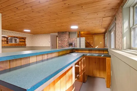 37 Holt Road Norway ME 04268