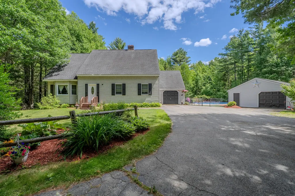 74 Copeland Hill Road Holden ME 04429