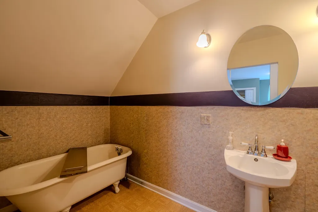 74 Copeland Hill Road Holden ME 04429