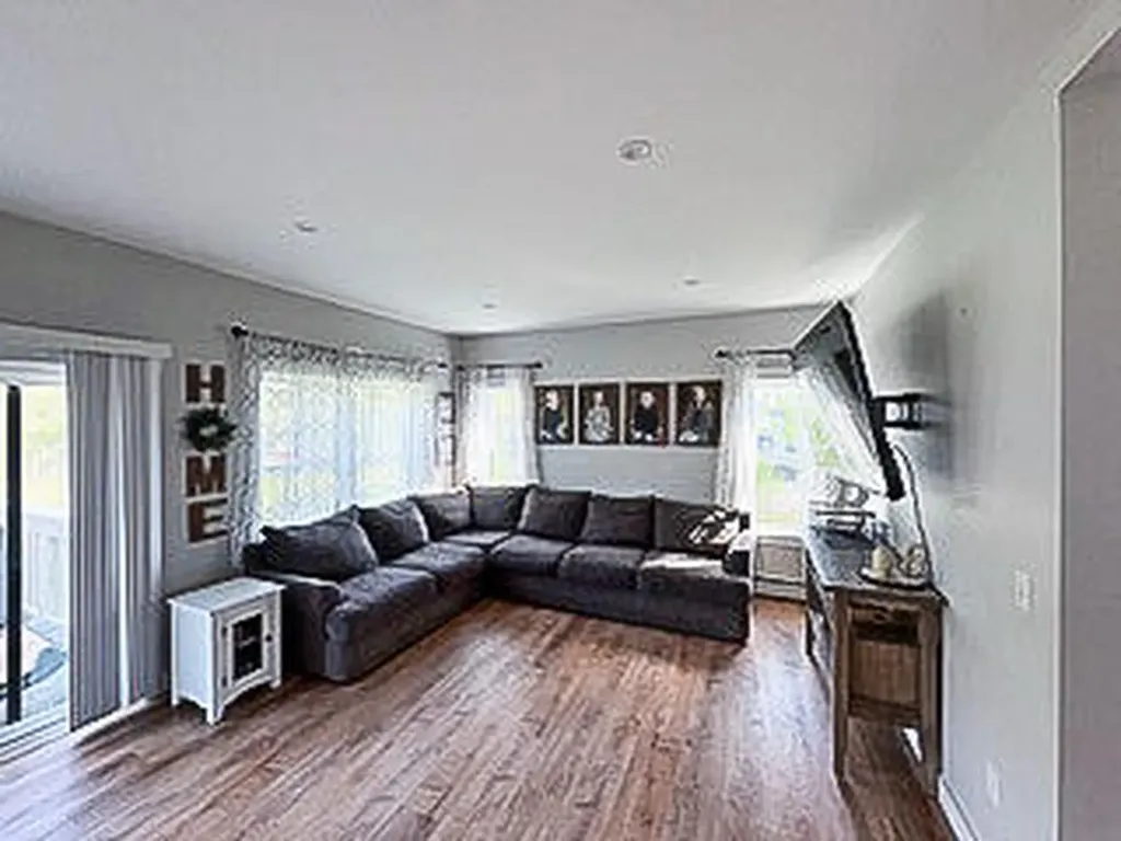 643 Stone Farm Drive Hermon ME 04401