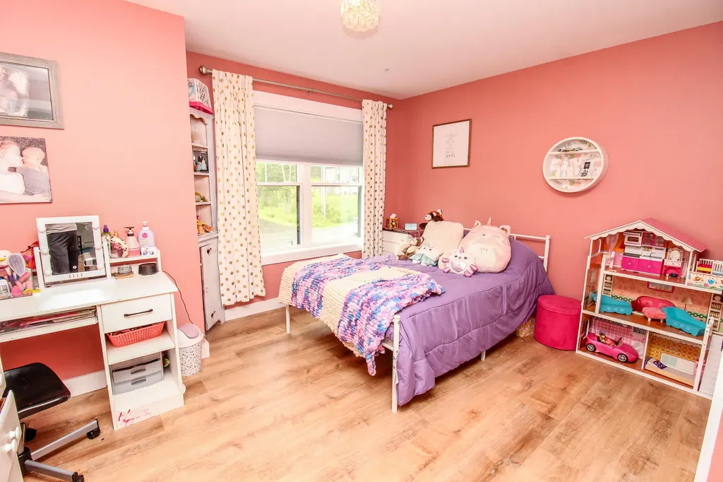 643 Stone Farm Drive Hermon ME 04401