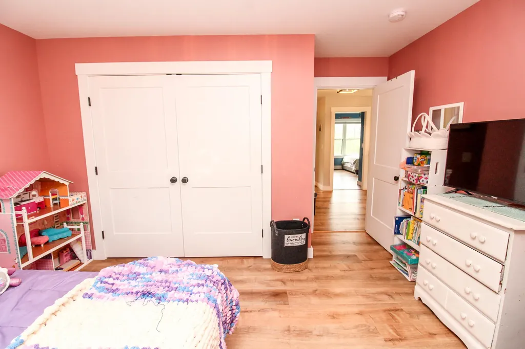 643 Stone Farm Drive Hermon ME 04401