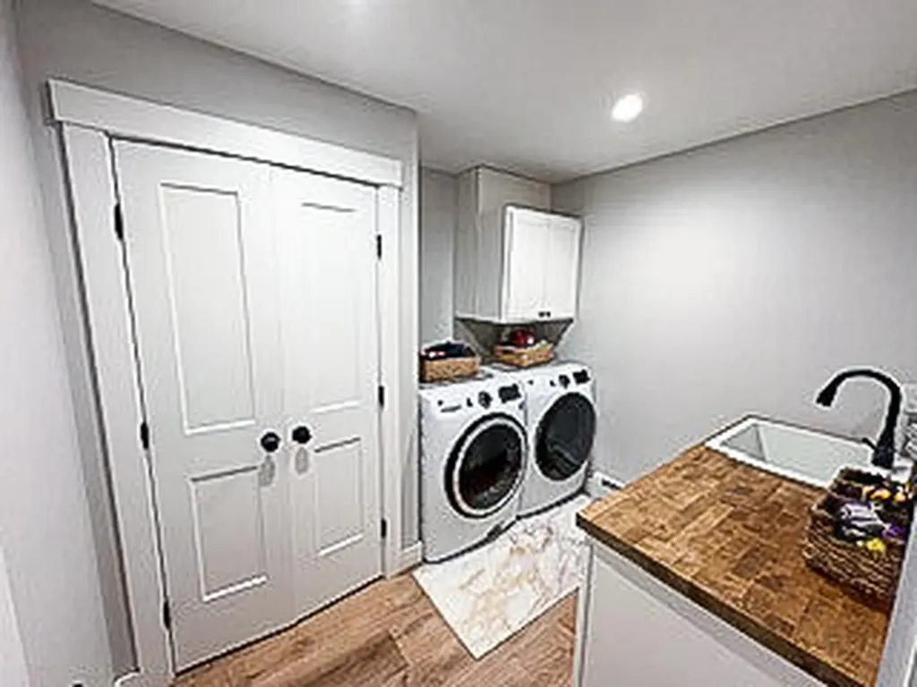 643 Stone Farm Drive Hermon ME 04401