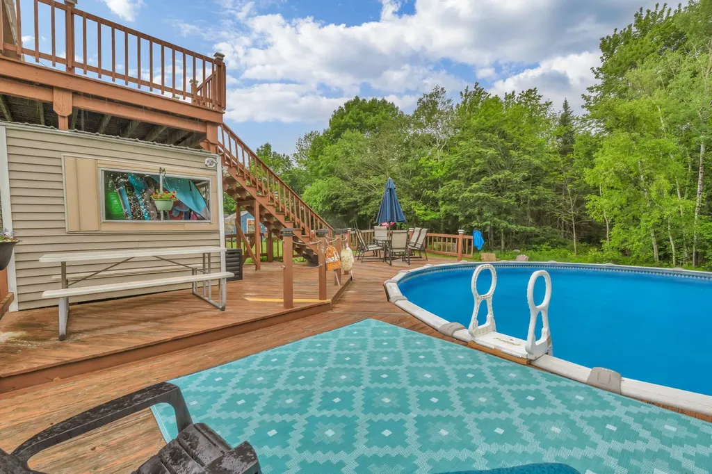 311 Phinney Farm Road Lincoln ME 04457