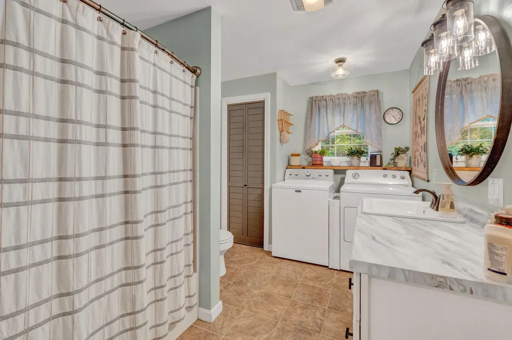 311 Phinney Farm Road Lincoln ME 04457