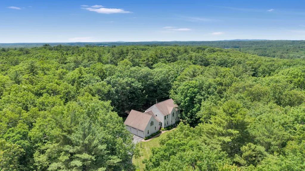 12 Boardwalk Avenue Windham ME 04062