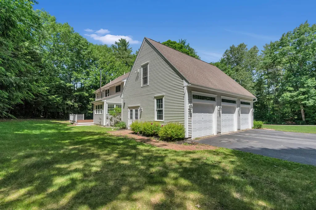 12 Boardwalk Avenue Windham ME 04062