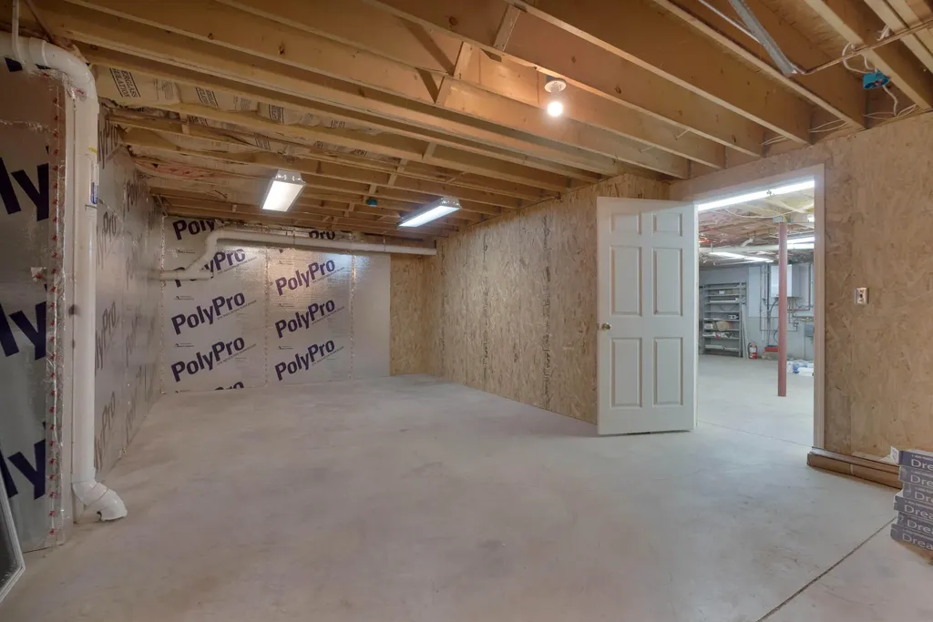 12 Boardwalk Avenue Windham ME 04062