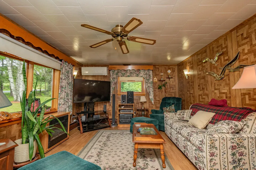 87 N Dexter Road Sangerville ME 04479