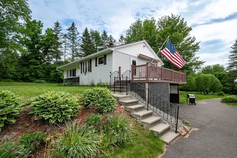 87 N North Dexter Road Sangerville ME 04479