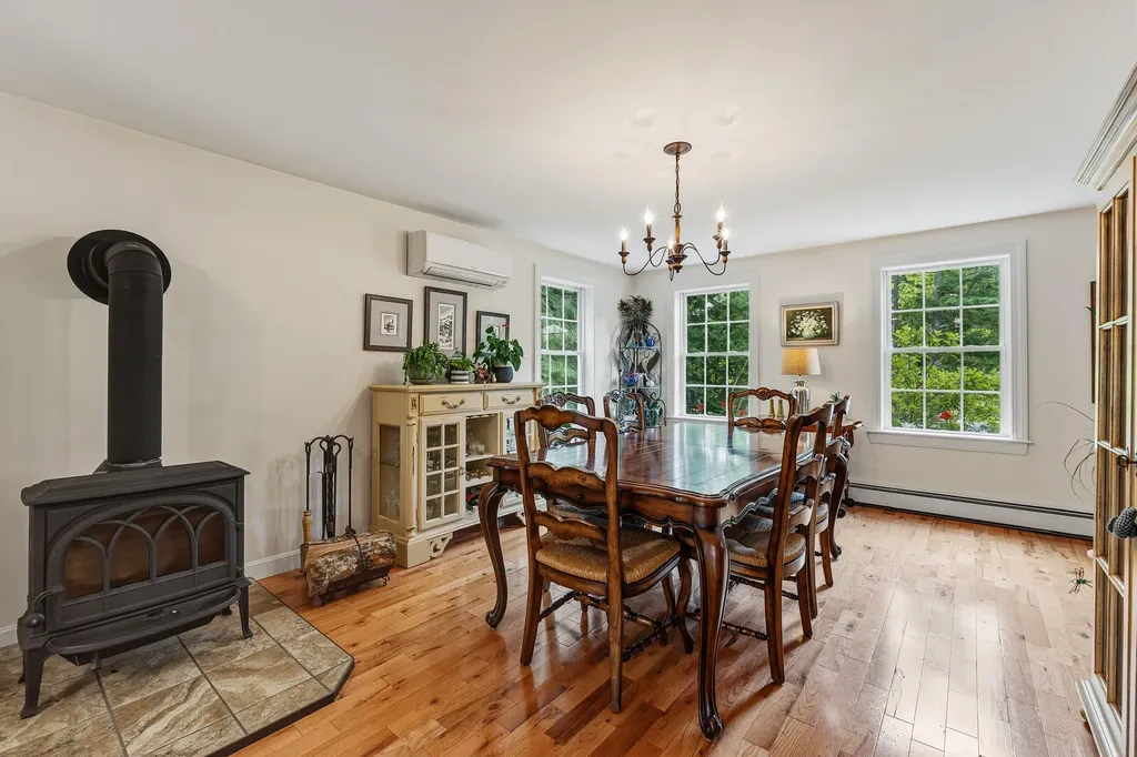 13 Mckenna Lane York ME 03909