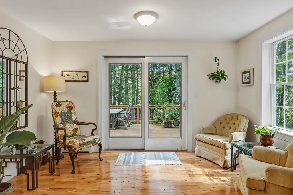 13 Mckenna Lane York ME 03909