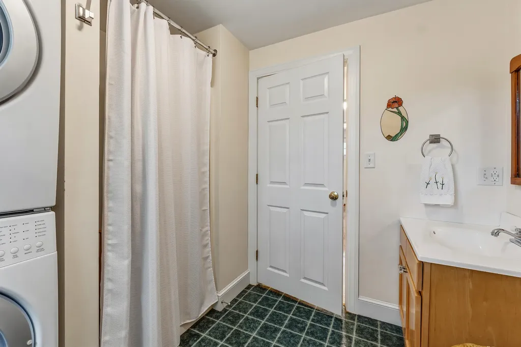 13 Mckenna Lane York ME 03909