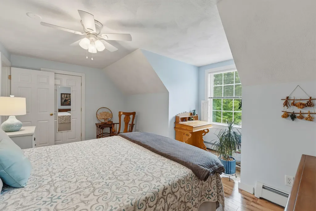 13 Mckenna Lane York ME 03909