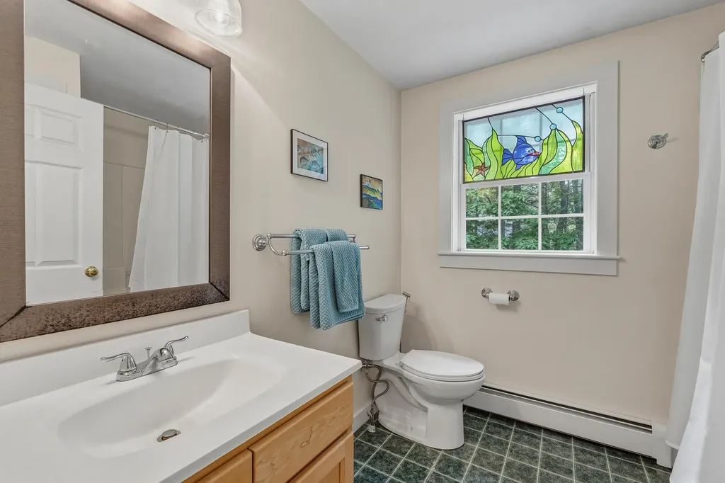 13 Mckenna Lane York ME 03909