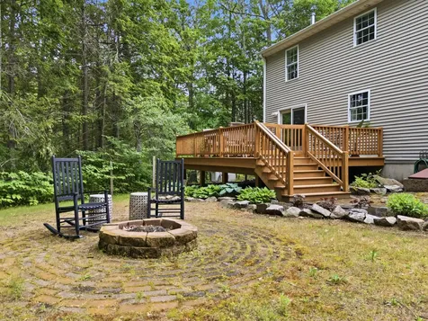 13 Mckenna Lane York ME 03909