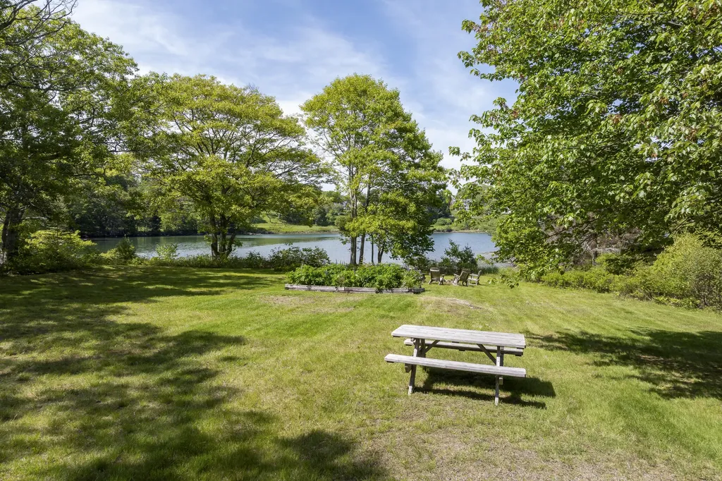 49 Murray Hill Road Boothbay ME 04544