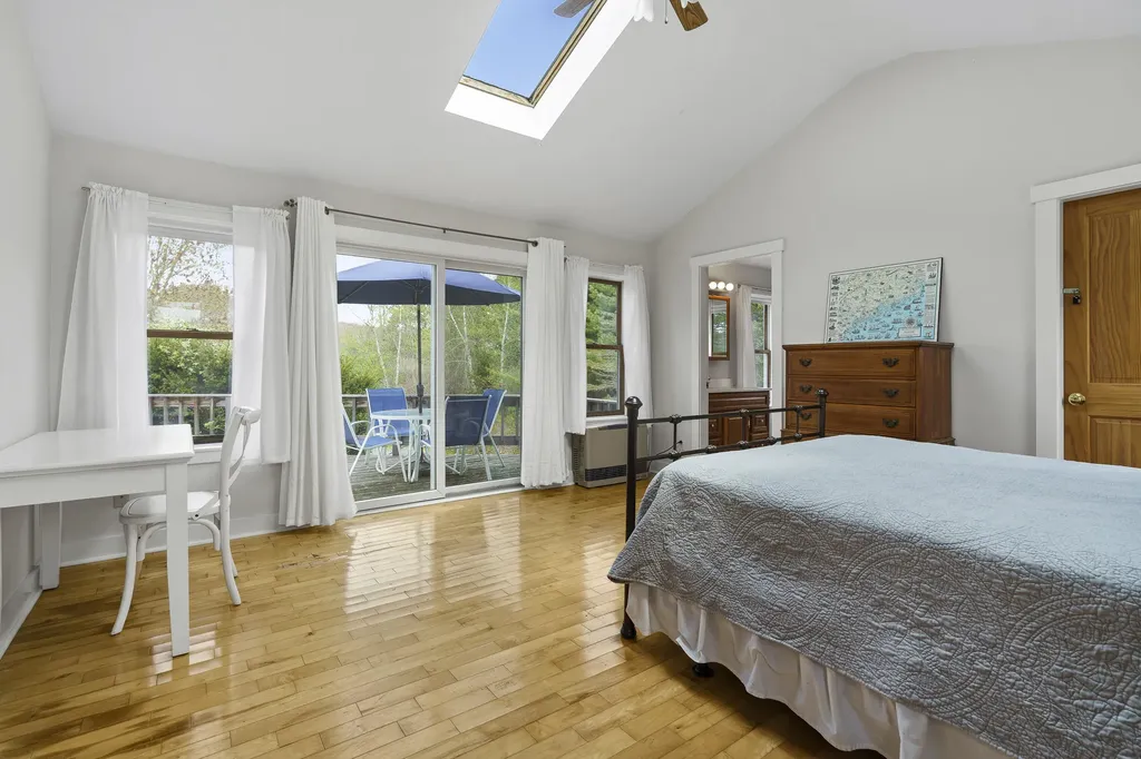 49 Murray Hill Road Boothbay ME 04544