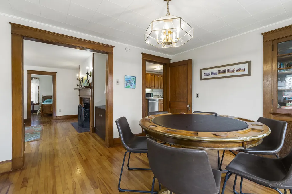 49 Murray Hill Road Boothbay ME 04544