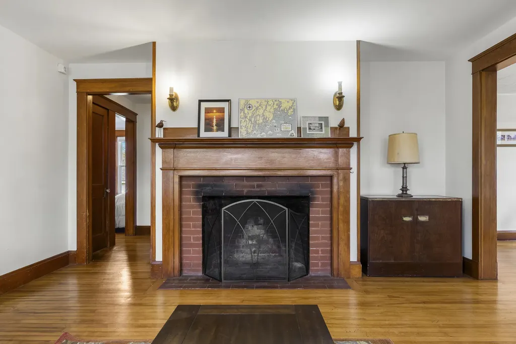 49 Murray Hill Road Boothbay ME 04544