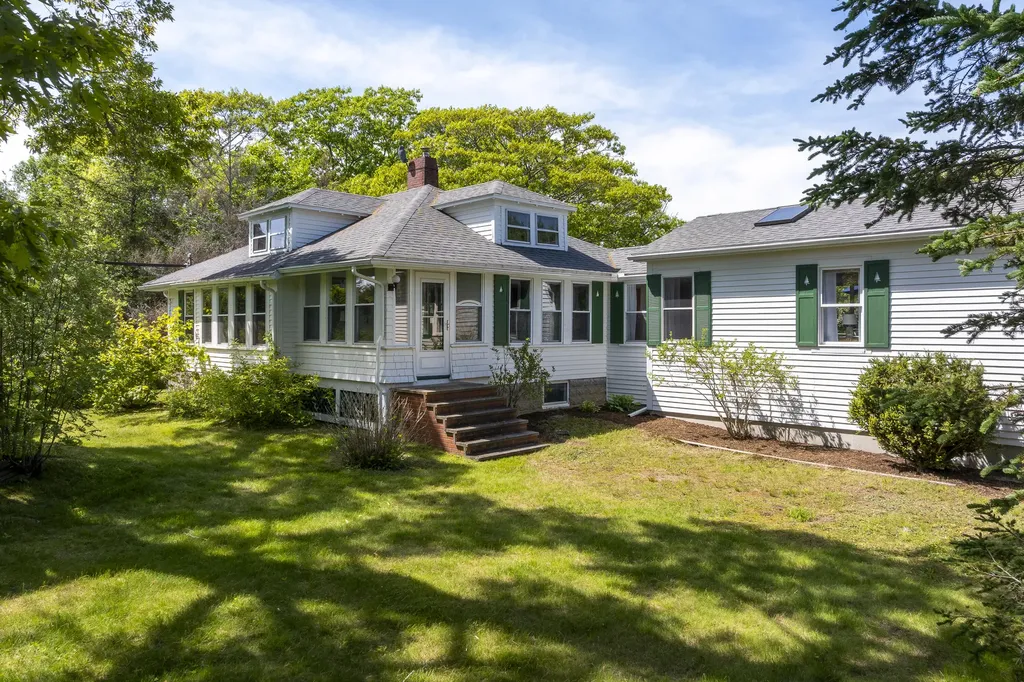 49 Murray Hill Road Boothbay ME 04544