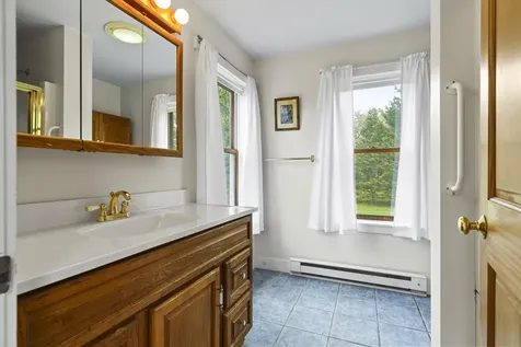 49 Murray Hill Road Boothbay ME 04544