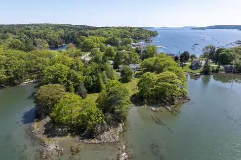 49 Murray Hill Road Boothbay ME 04544