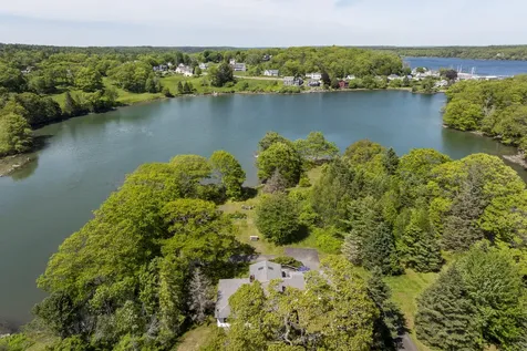 49 Murray Hill Road Boothbay ME 04544