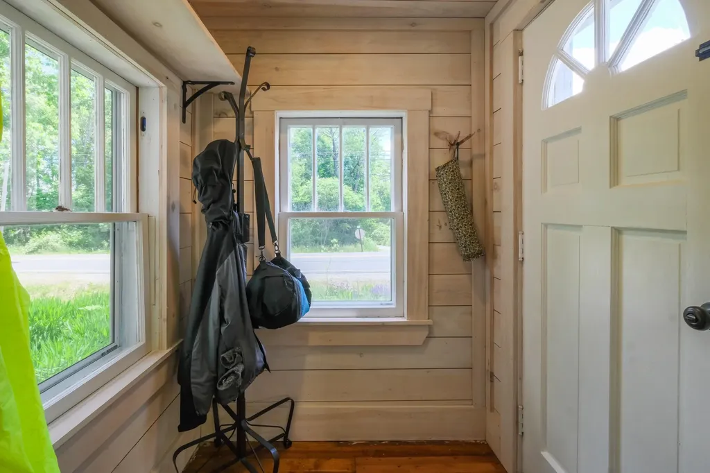 334 River Road Richmond ME 04357