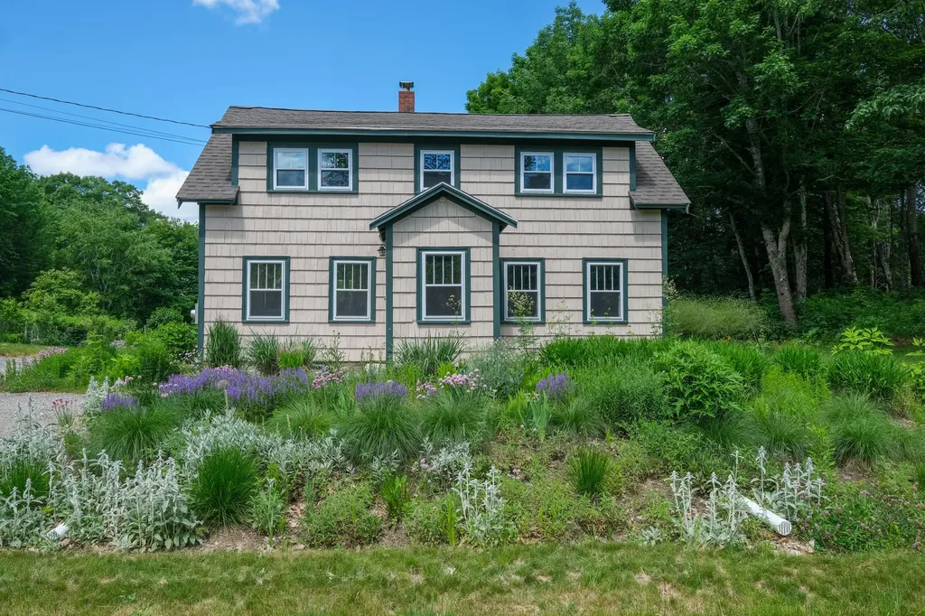 334 River Road Richmond ME 04357