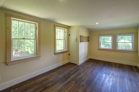 334 River Road Richmond ME 04357