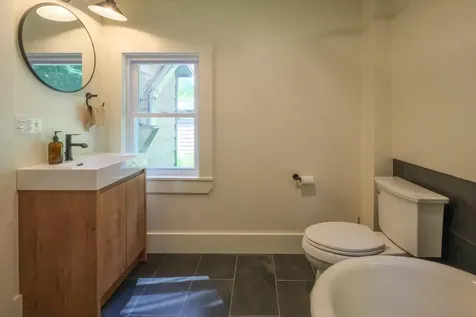 334 River Road Richmond ME 04357