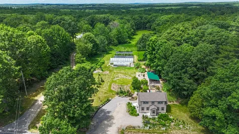 334 River Road Richmond ME 04357